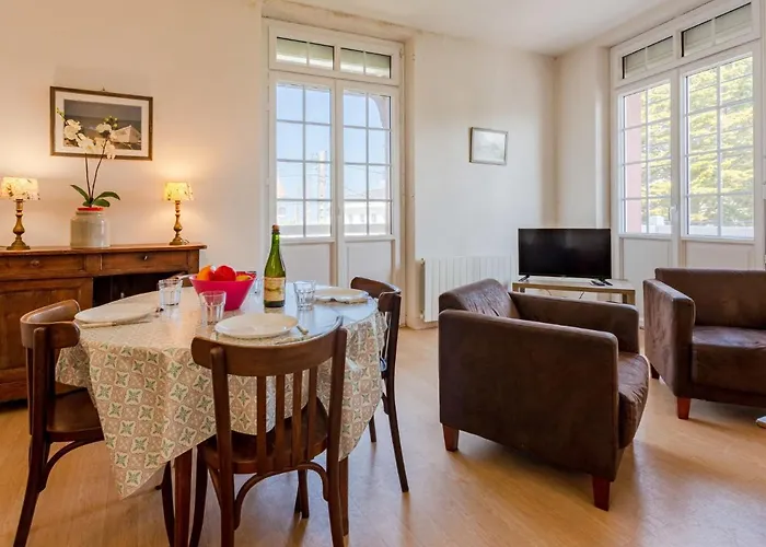 Apartment Le Manoir By Interhome