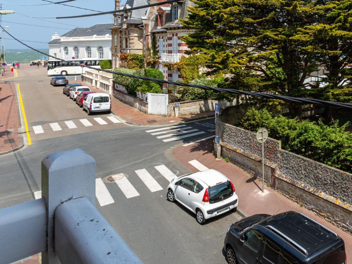 Apartment Le Manoir By Interhome